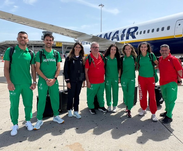 Seleção de atletismo à partida para Itália para a Taça da Europa de 10.000 metros © FPA